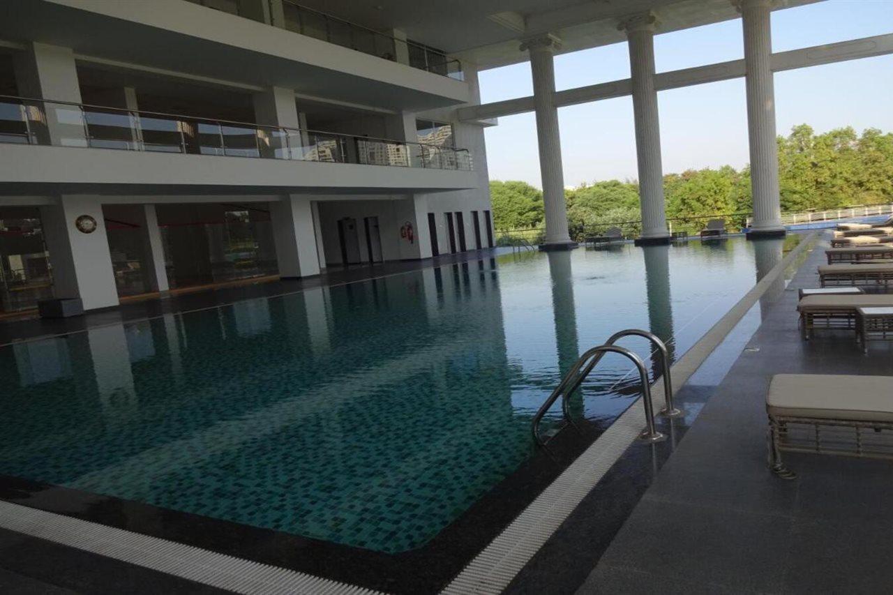 Amanora The Fern Hotels & Club Mundhwa Luaran gambar